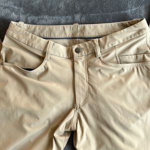 Lululemon Mens ABC pants (34”)